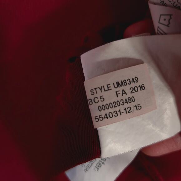 Under Armour Polo Mens XL Maroon Loose Fit Performance Golf Shirt Boston College - Picture 10 of 10